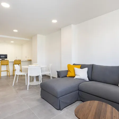 Апартаменты Home2book Design & Spacious Center