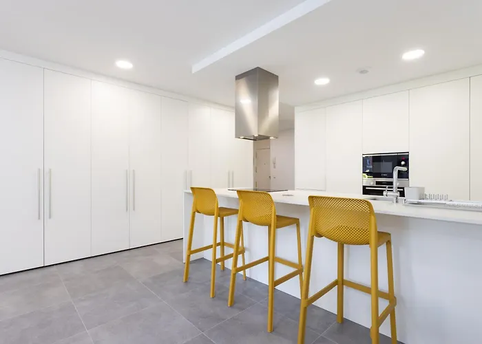 Home2book Design & Spacious Center Lejlighed *